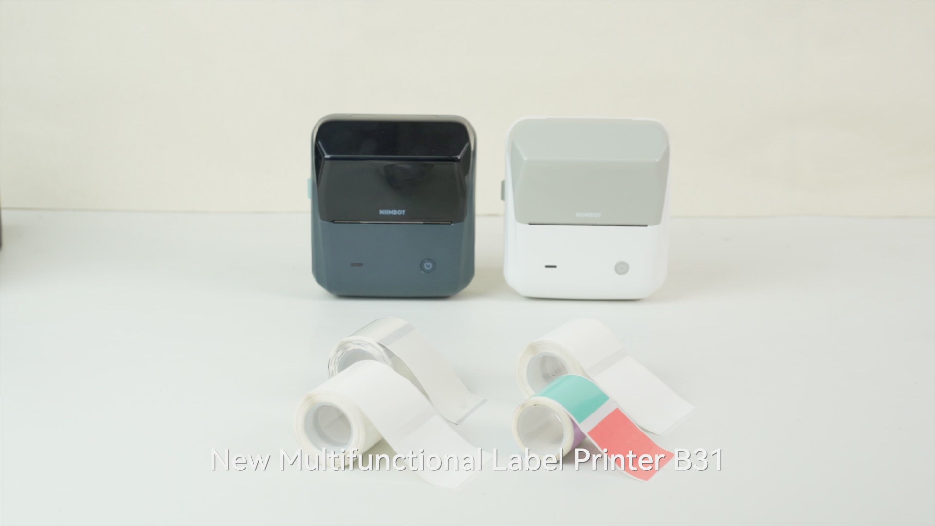 Load video: B31 Labelprinter - Space Blue